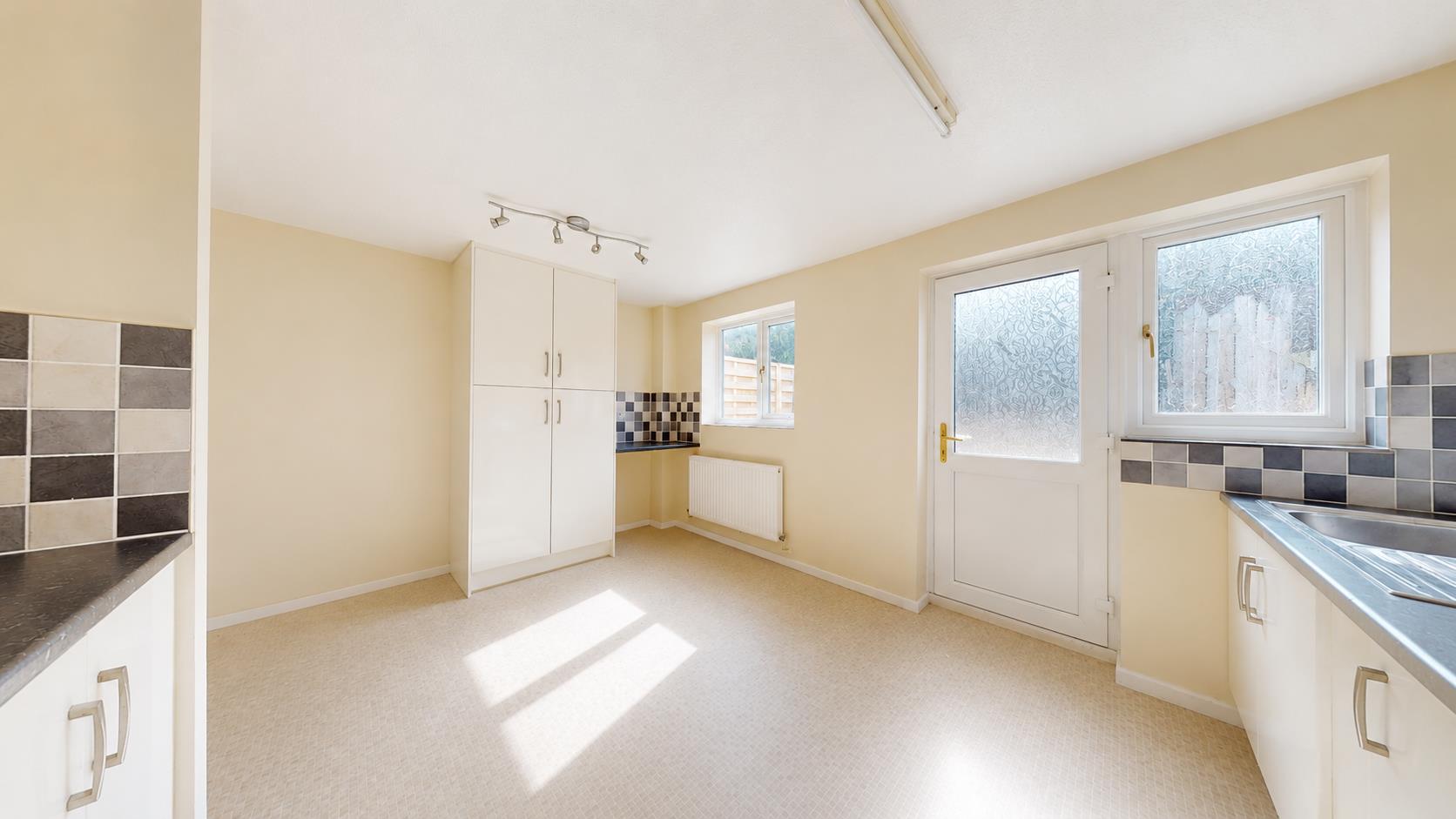 3 bed property in Shepperds Green, Milton Keynes